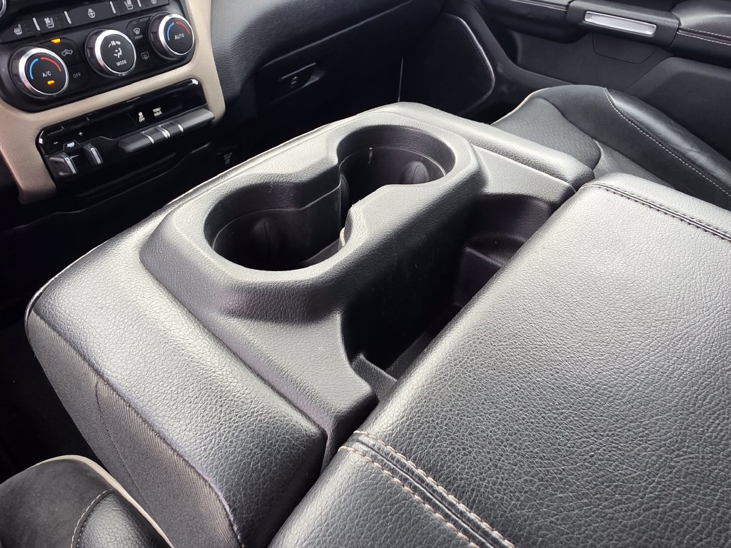 Photo 32 of this Ram 1500