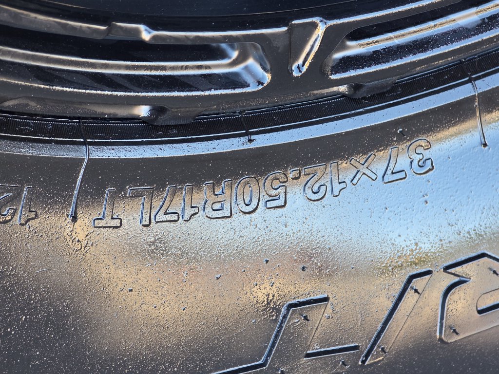 Photo 18 of this Chevrolet Silverado 1500