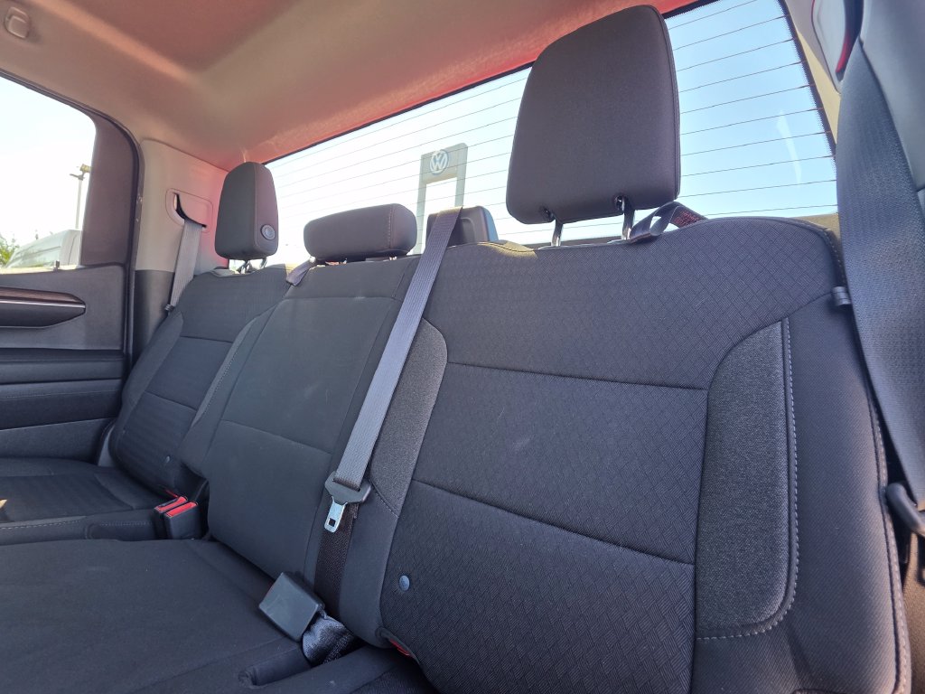 Photo 24 of this Chevrolet Silverado 1500