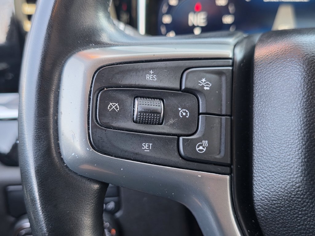 Photo 31 of this Chevrolet Silverado 1500