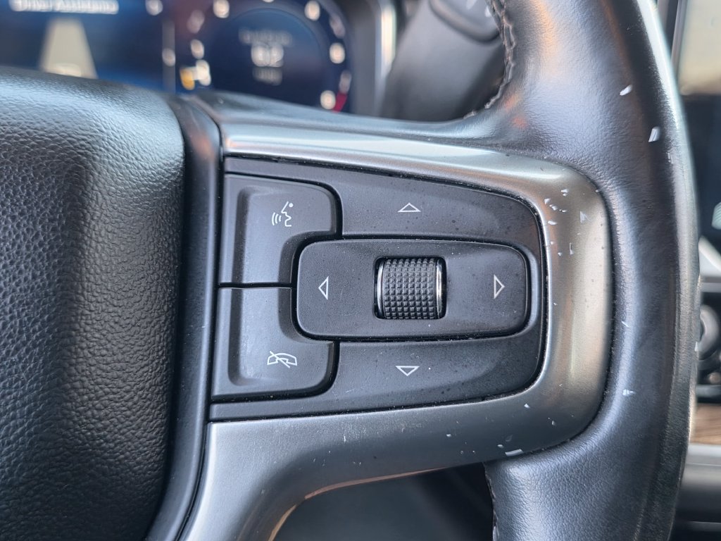 Photo 33 of this Chevrolet Silverado 1500