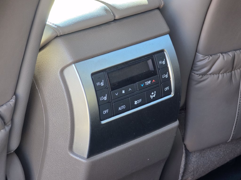 Photo 30 of this Lexus GX 460