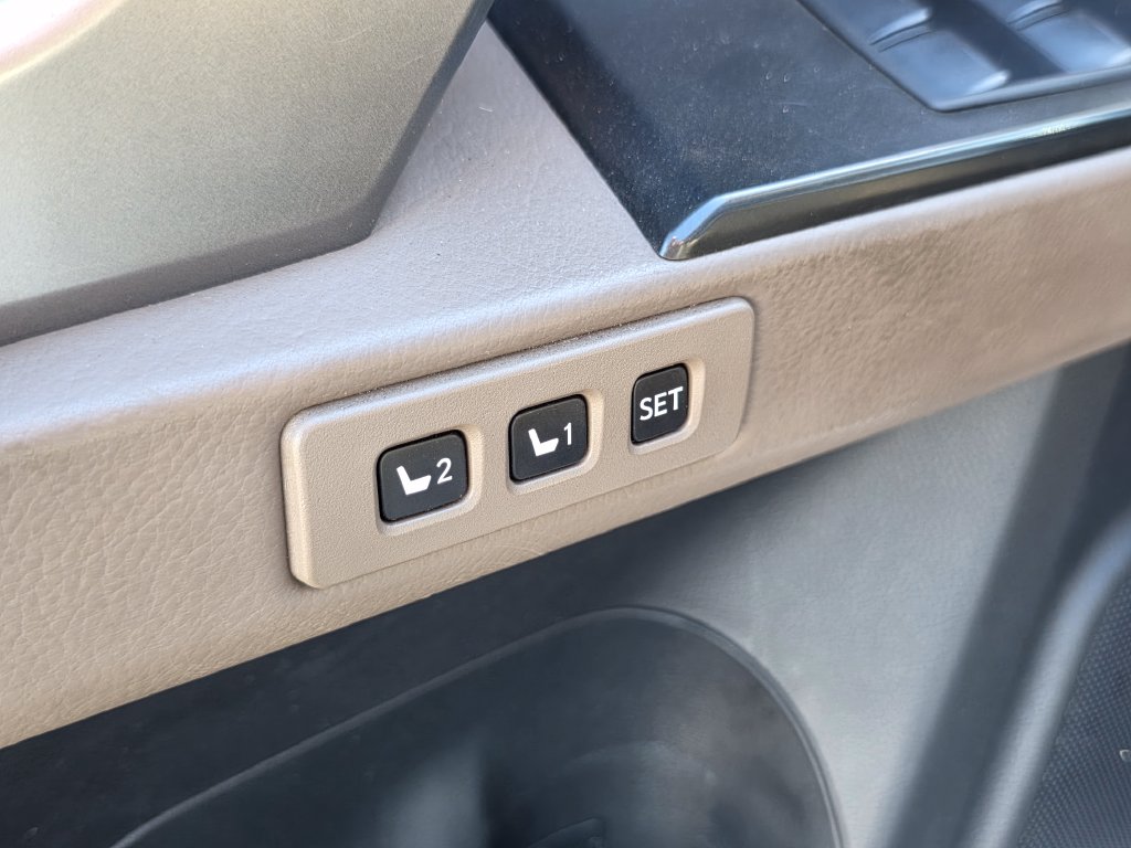 Photo 34 of this Lexus GX 460