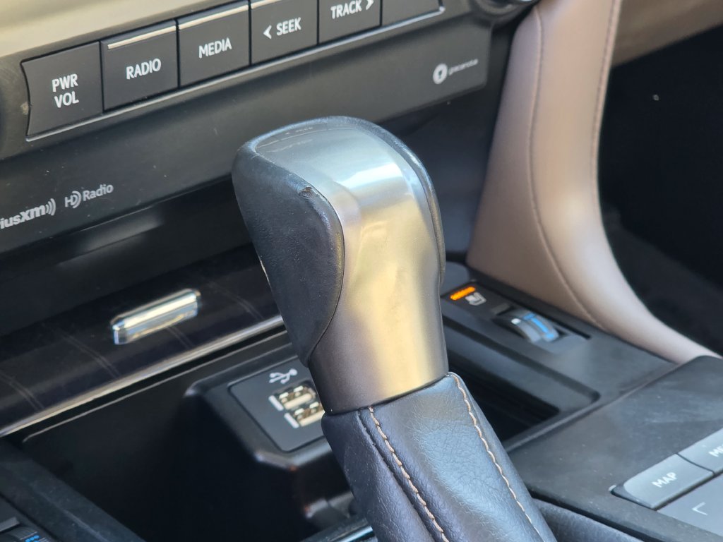 Photo 52 of this Lexus GX 460