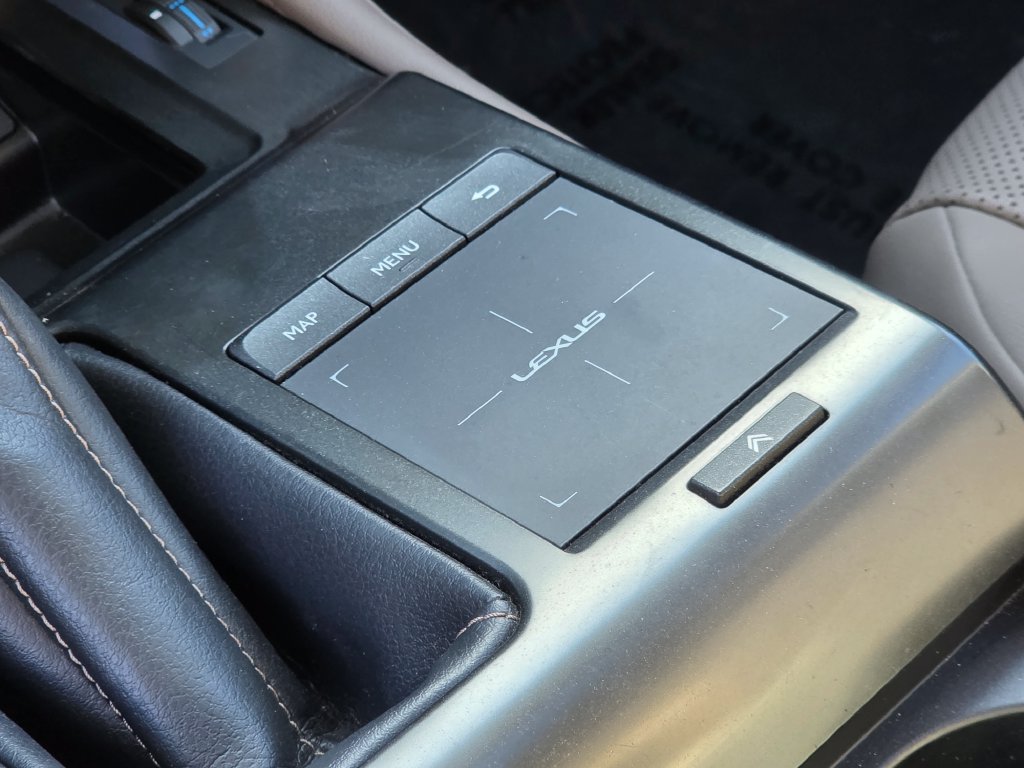 Photo 54 of this Lexus GX 460