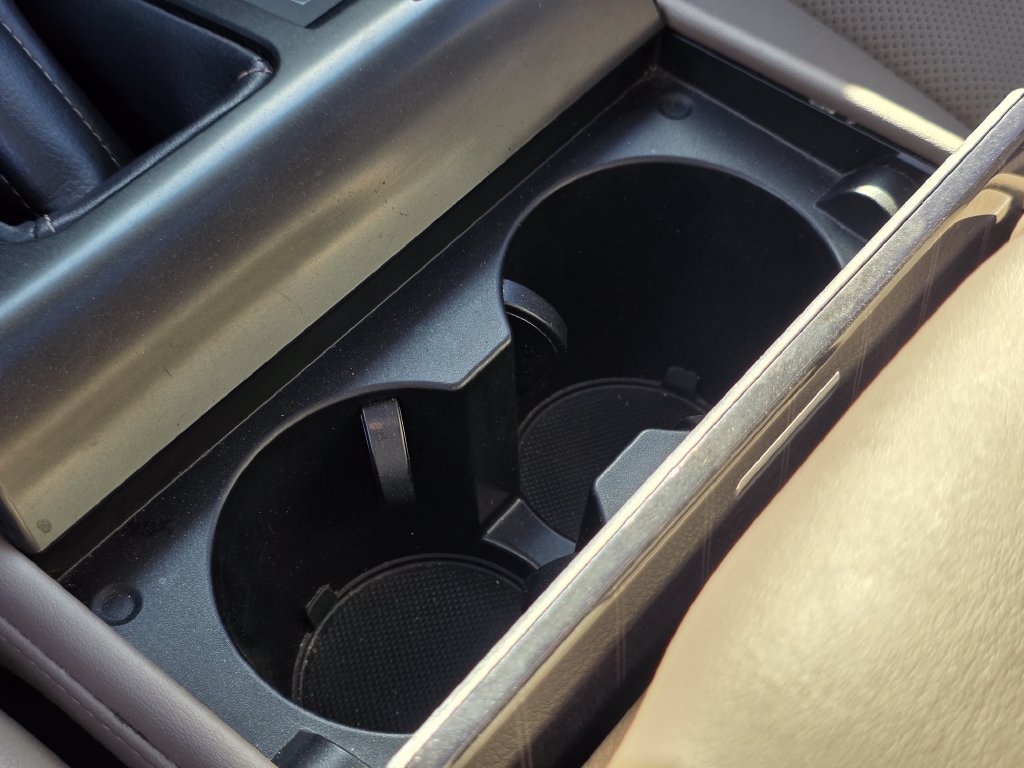 Photo 55 of this Lexus GX 460
