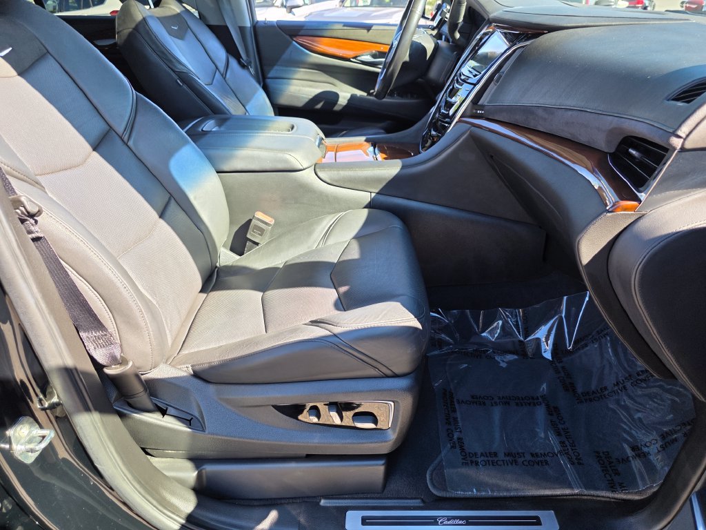 Photo 10 of this Cadillac Escalade ESV