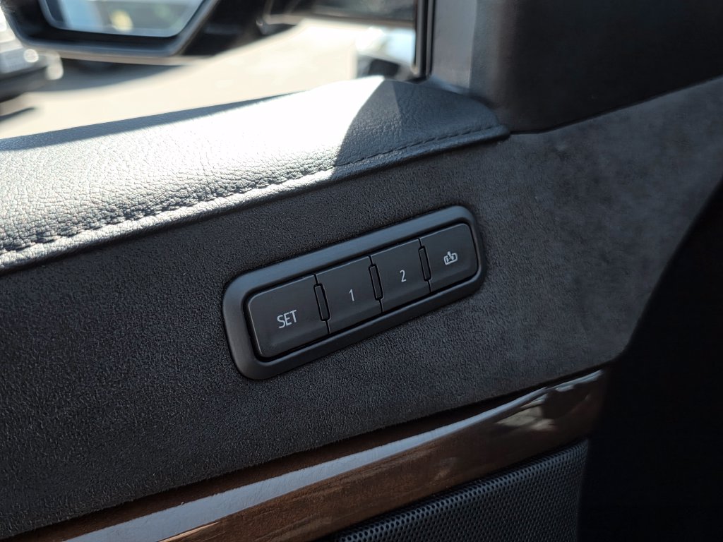 Photo 28 of this Cadillac Escalade ESV
