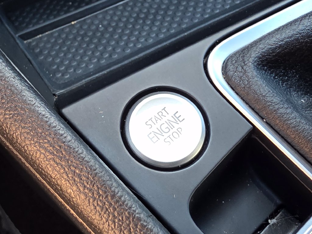 Photo 37 of this Volkswagen Jetta