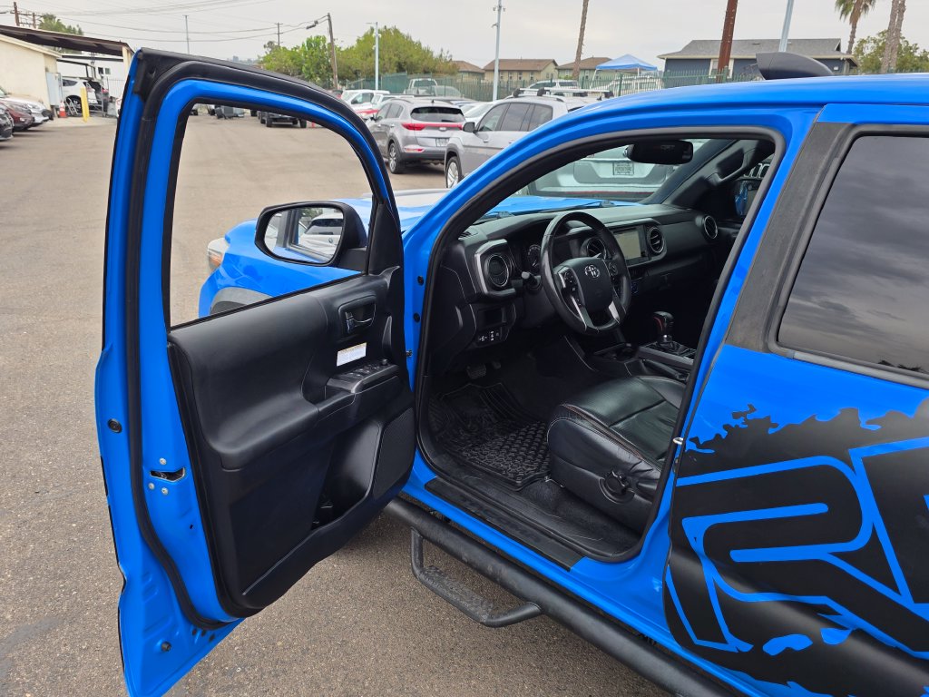 Photo 46 of this Toyota Tacoma 4WD