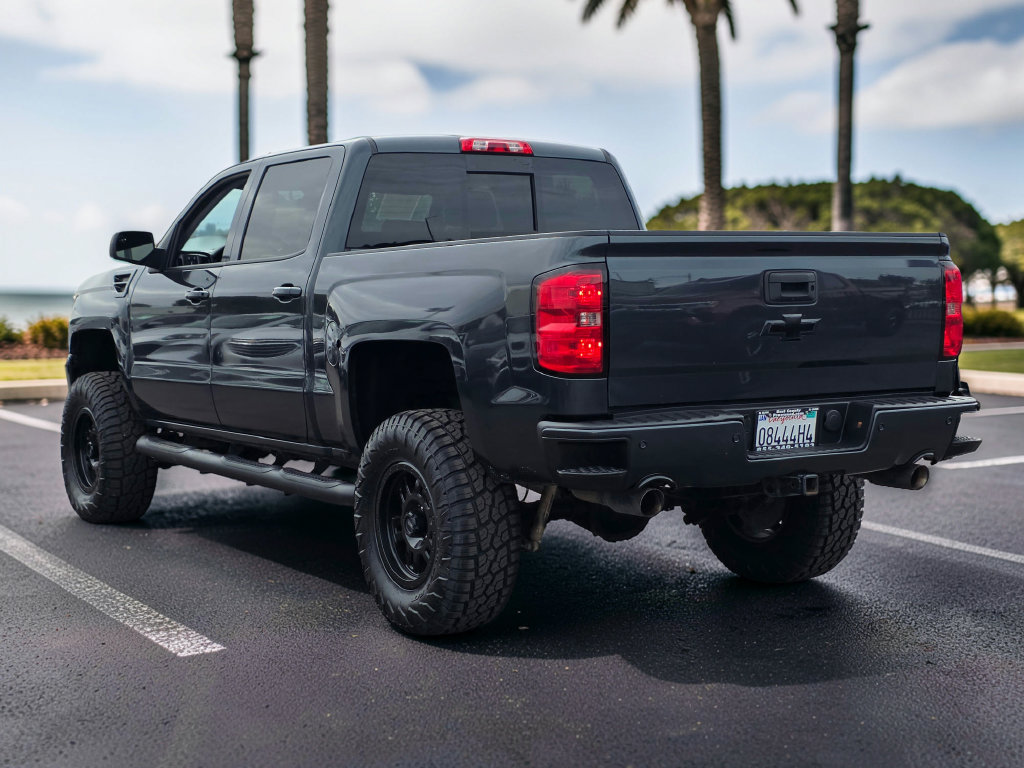 Photo 6 of this Chevrolet Silverado 1500