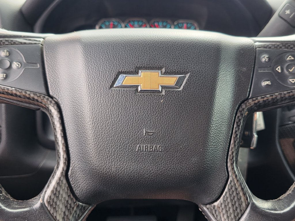 Photo 32 of this Chevrolet Silverado 1500