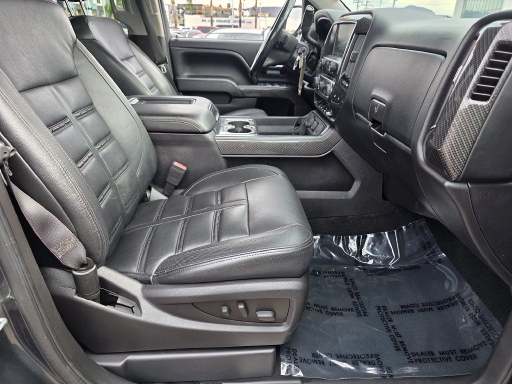 Photo 13 of this Chevrolet Silverado 1500
