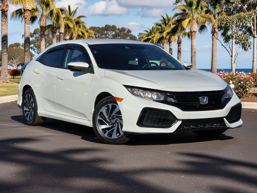 Photo 2 of this Honda Civic Hatchback