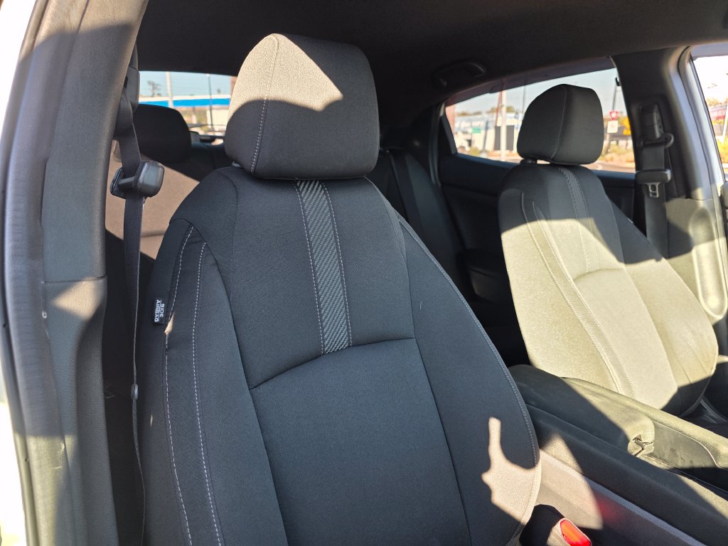 Photo 13 of this Honda Civic Hatchback