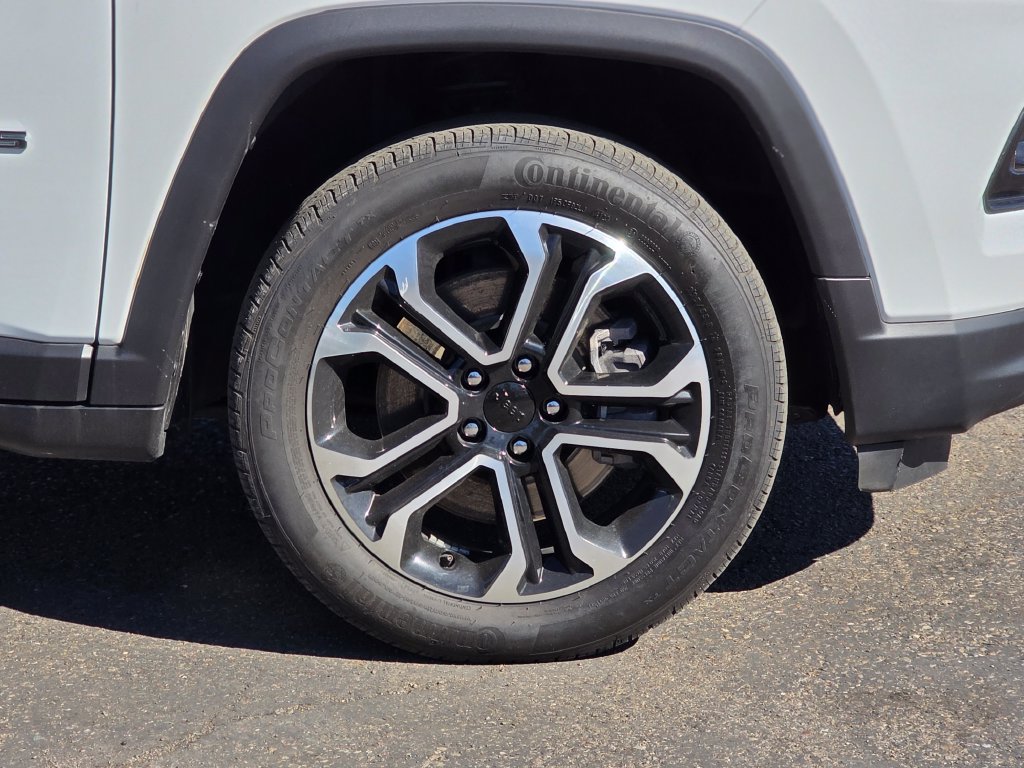Photo 9 of this Jeep Compass
