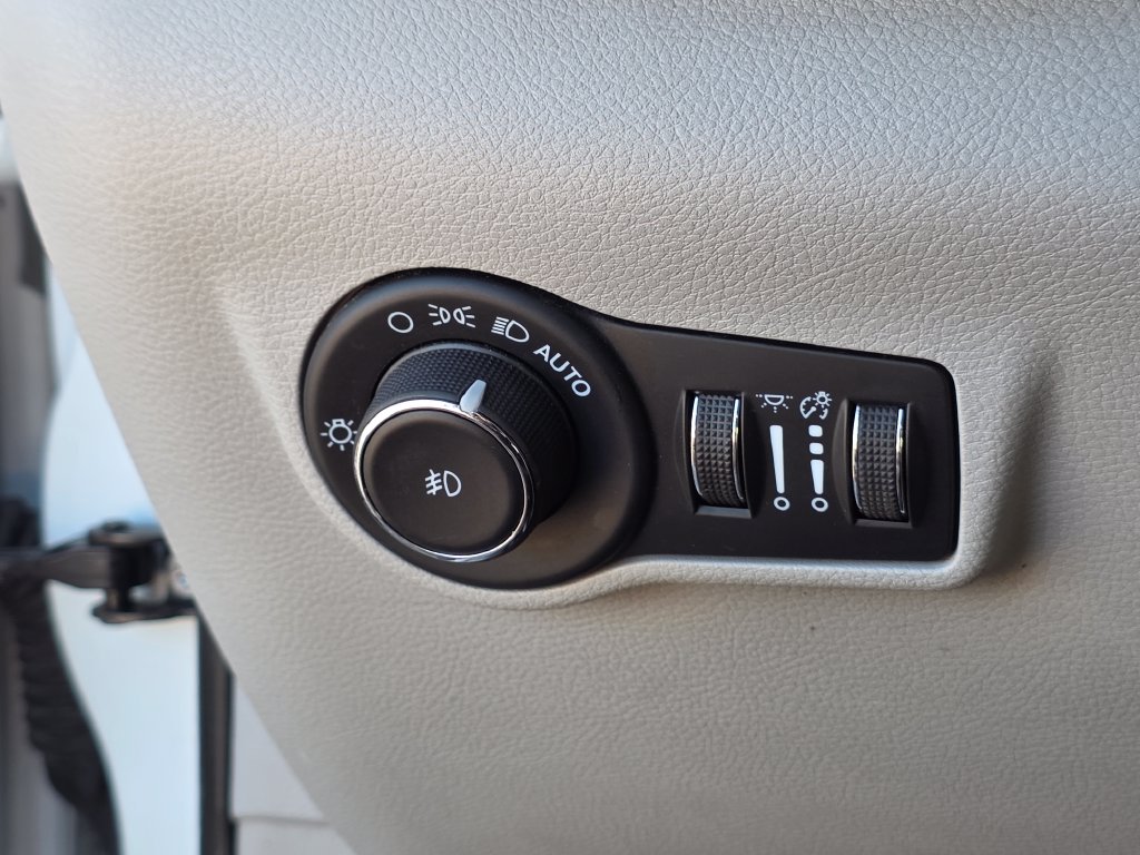 Photo 45 of this Jeep Compass