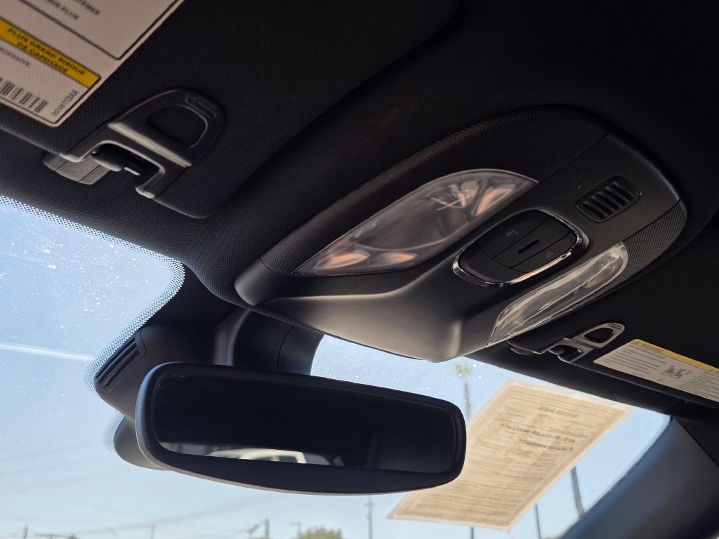 Photo 34 of this Jeep Compass