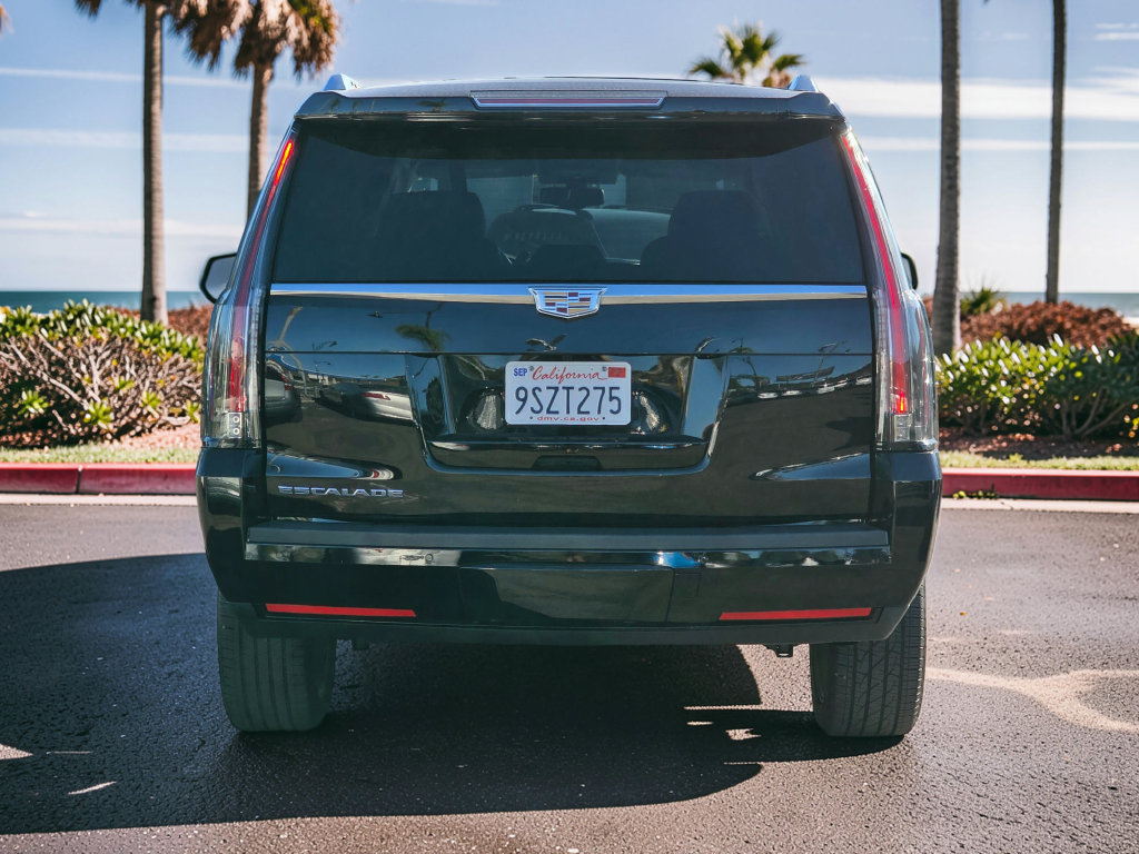 Photo 7 of this Cadillac Escalade ESV