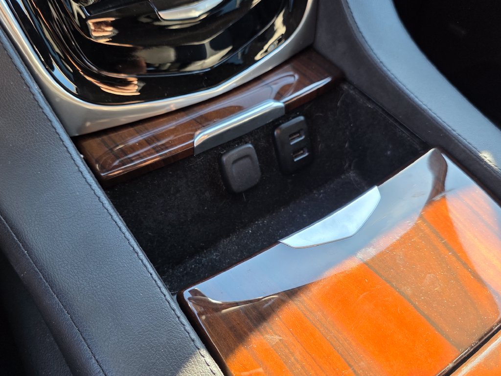 Photo 37 of this Cadillac Escalade ESV