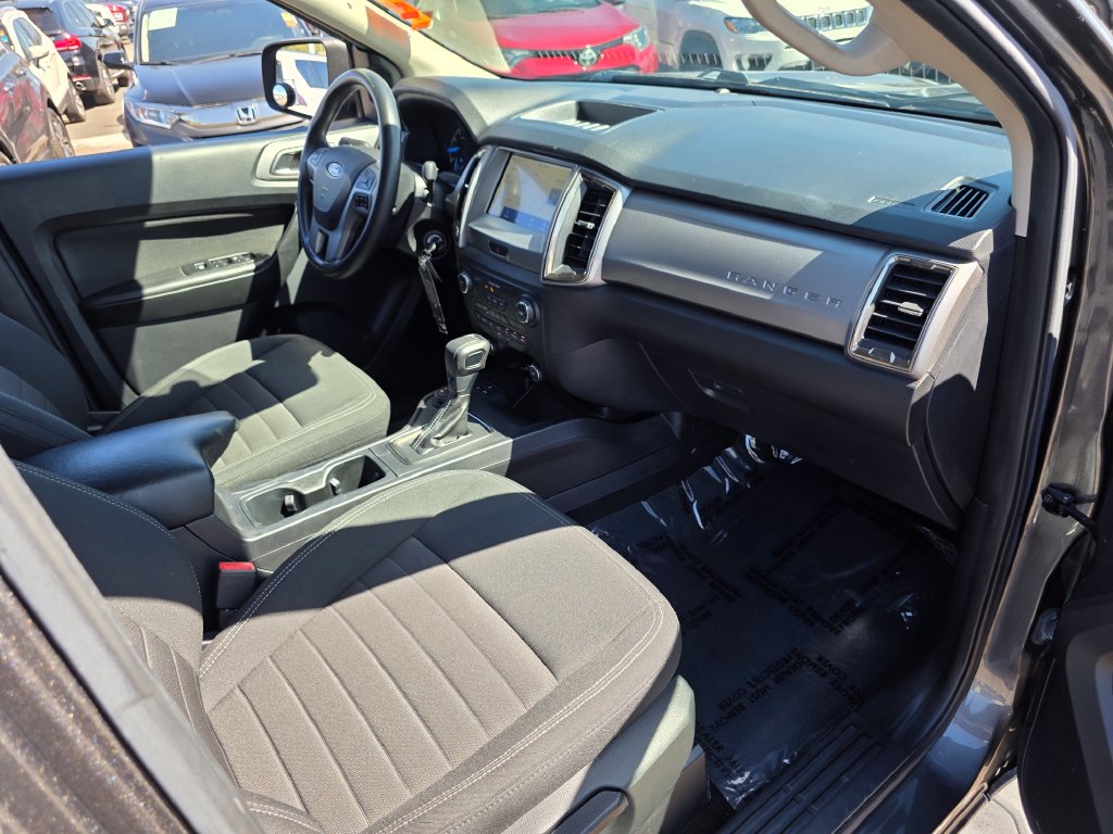 Photo 11 of this Ford Ranger