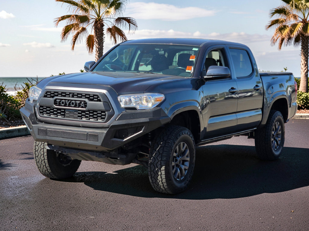 Photo 5 of this Toyota Tacoma 4WD