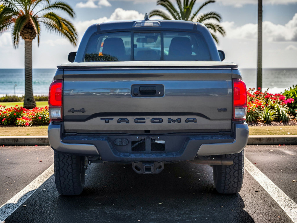 Photo 7 of this Toyota Tacoma 4WD