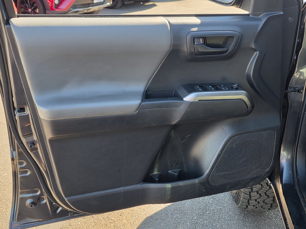 Photo 23 of this Toyota Tacoma 4WD