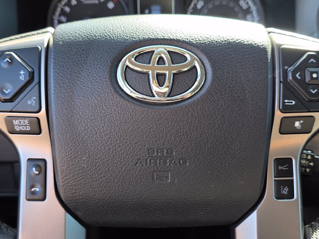 Photo 27 of this Toyota Tacoma 4WD