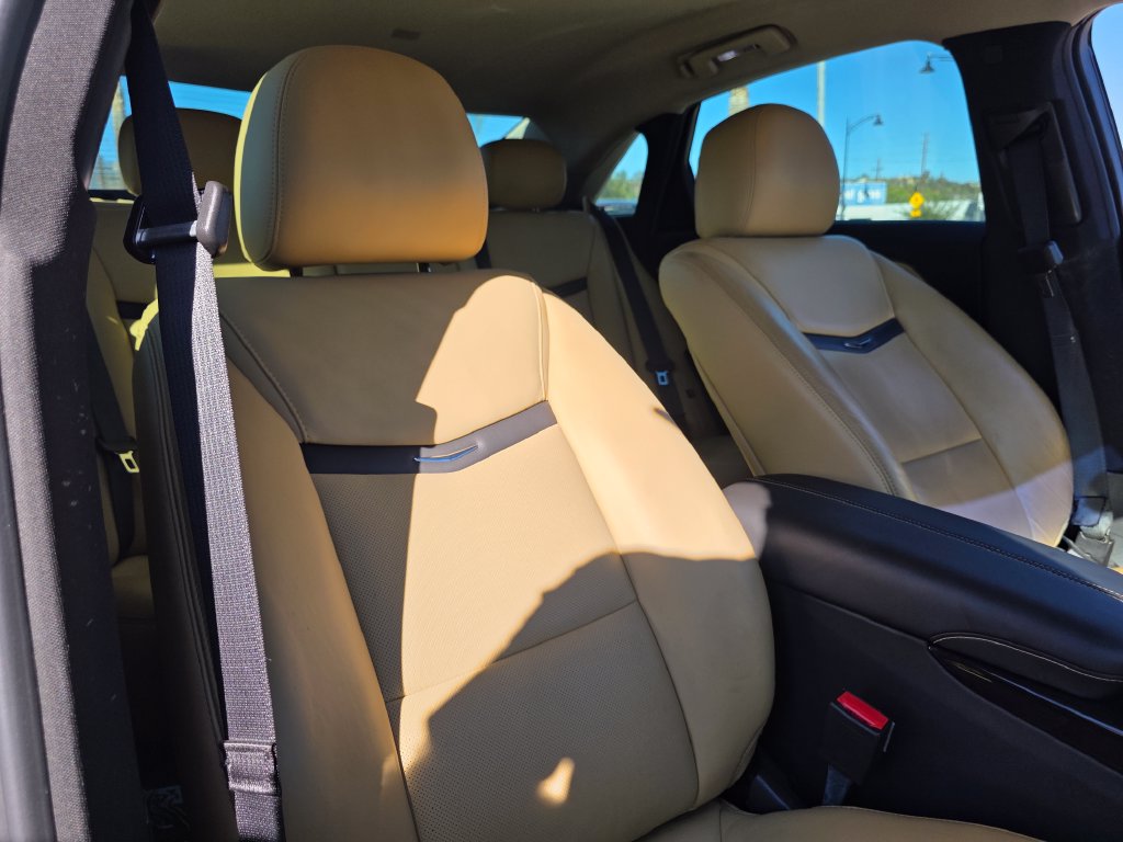 Photo 13 of this Cadillac XTS