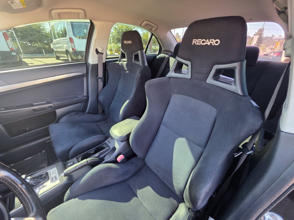 Photo 7 of this Mitsubishi Lancer