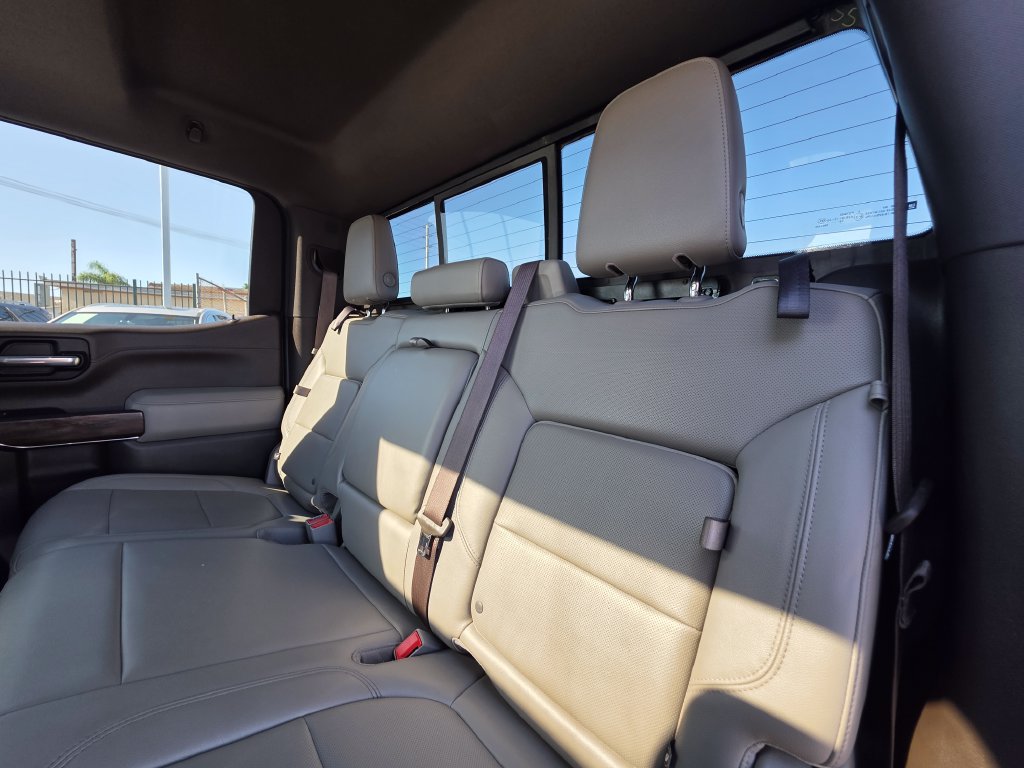 Photo 23 of this GMC Sierra 1500