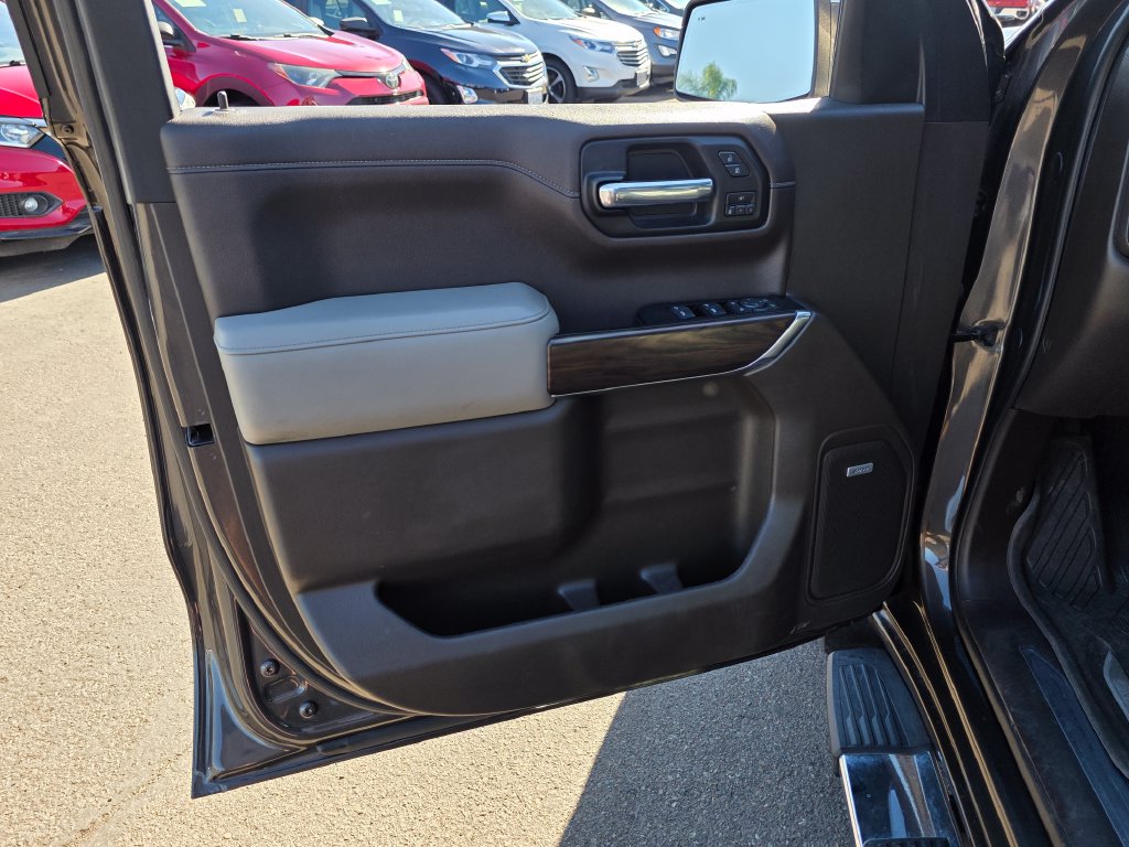 Photo 28 of this GMC Sierra 1500