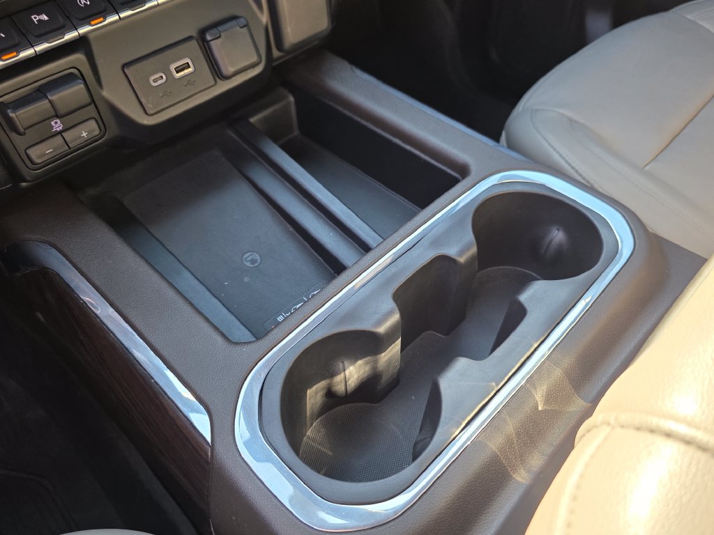 Photo 37 of this GMC Sierra 1500