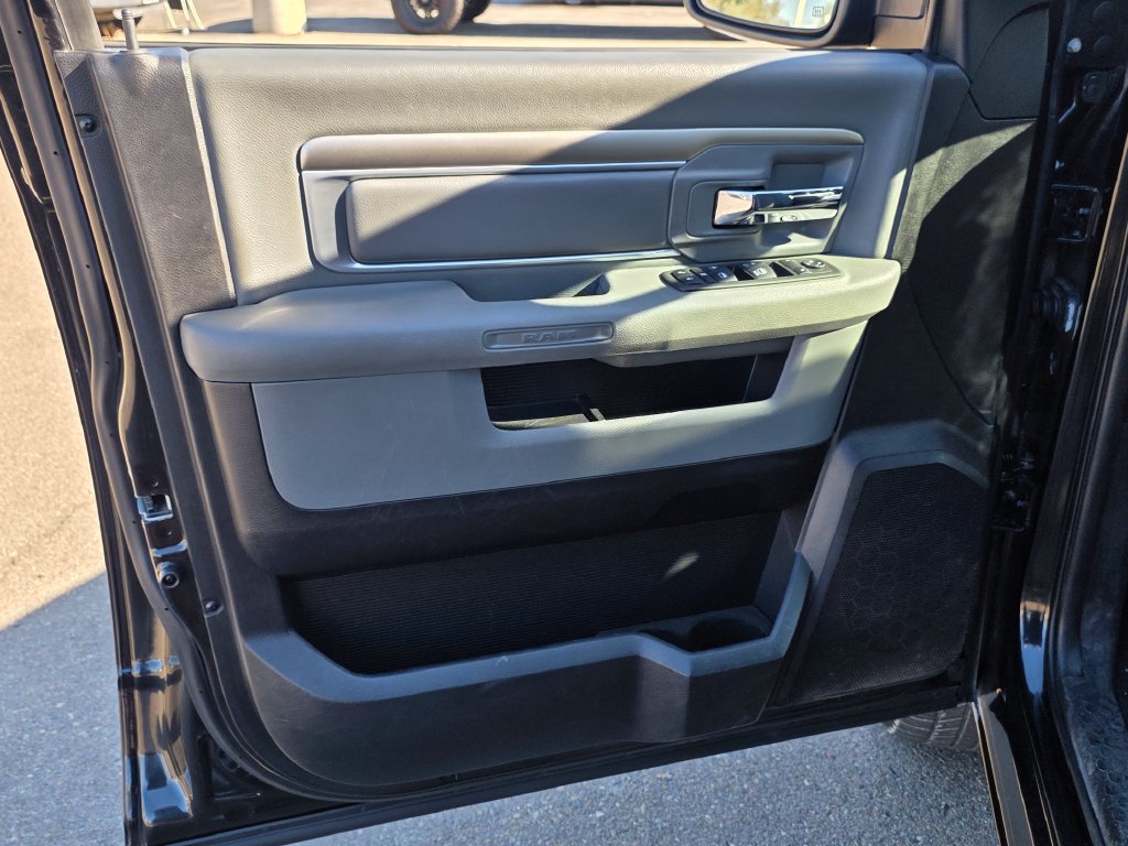 Photo 23 of this Ram 1500