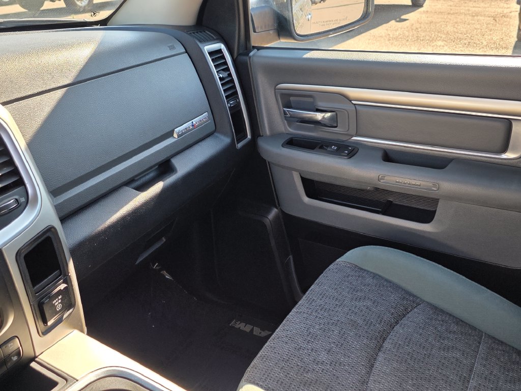 Photo 32 of this Ram 1500