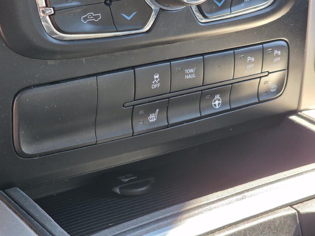Photo 37 of this Ram 1500