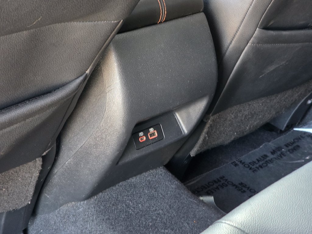 Photo 22 of this Nissan Altima