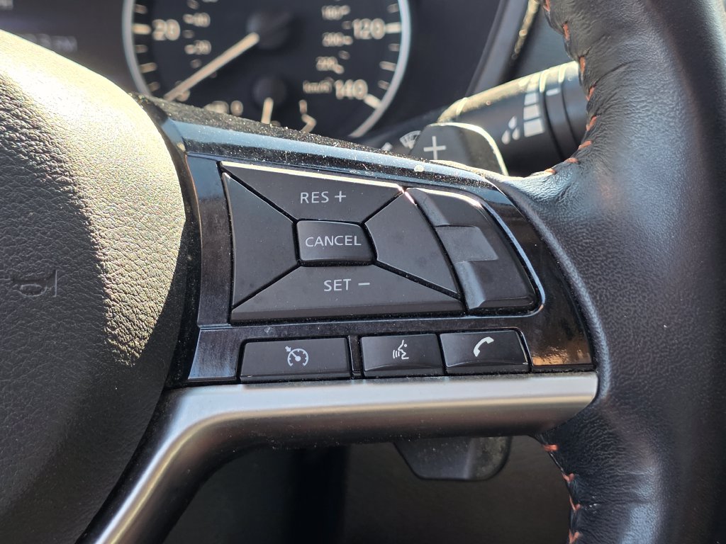 Photo 28 of this Nissan Altima