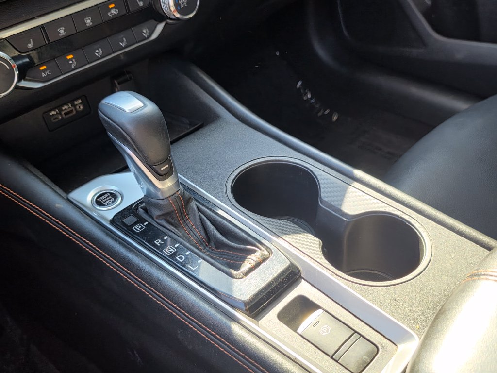 Photo 30 of this Nissan Altima