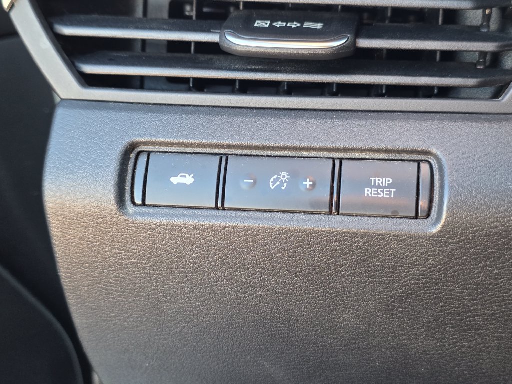 Photo 44 of this Nissan Altima