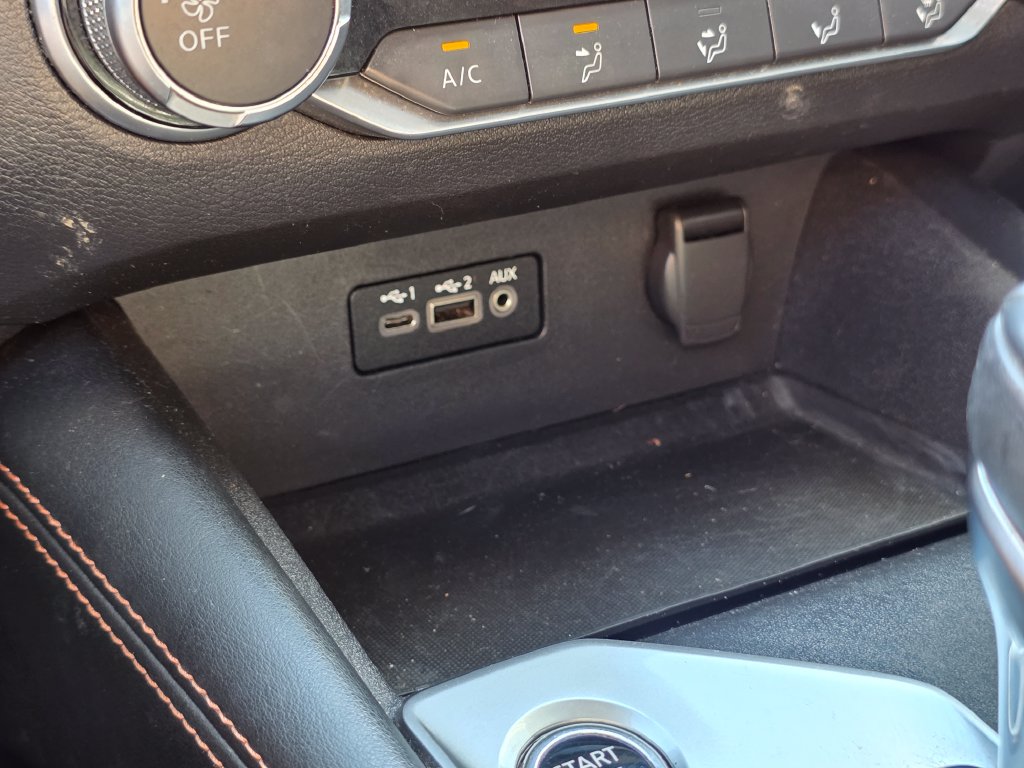 Photo 37 of this Nissan Altima