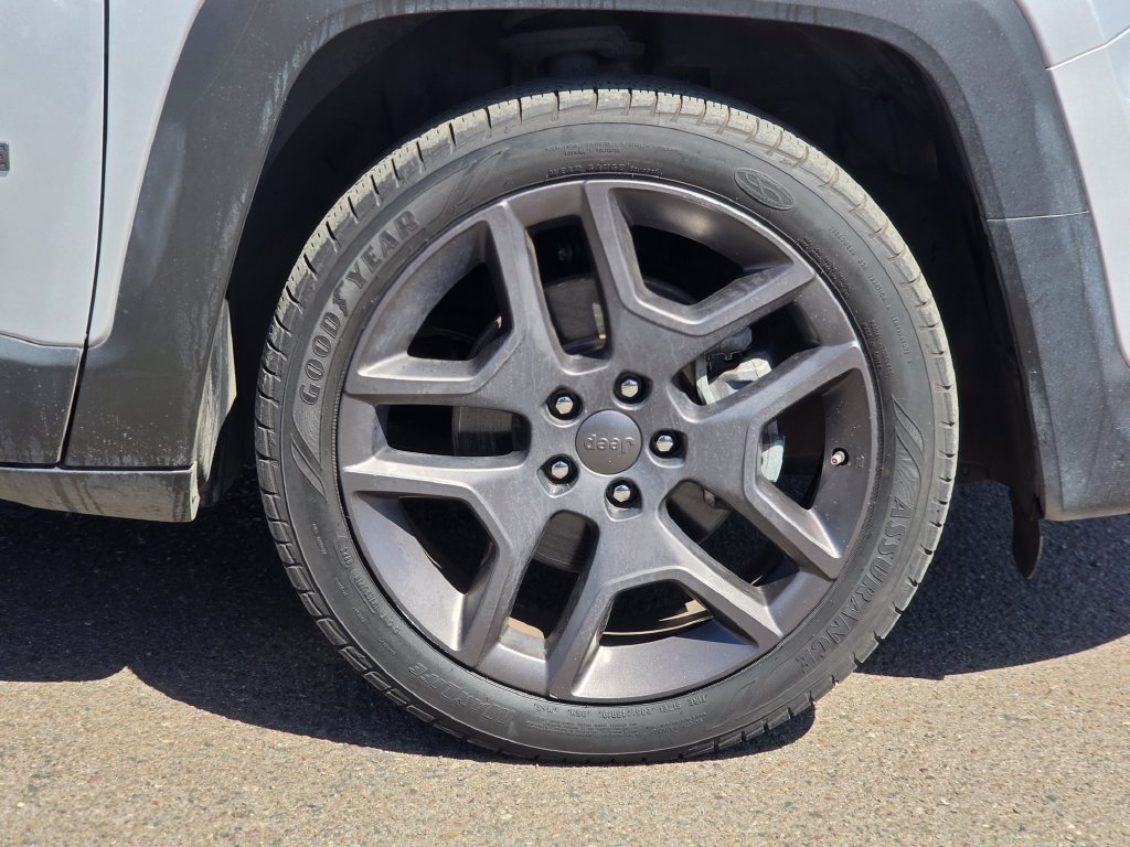 Photo 8 of this Jeep Renegade