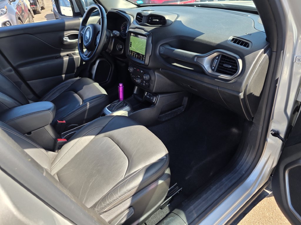 Photo 10 of this Jeep Renegade