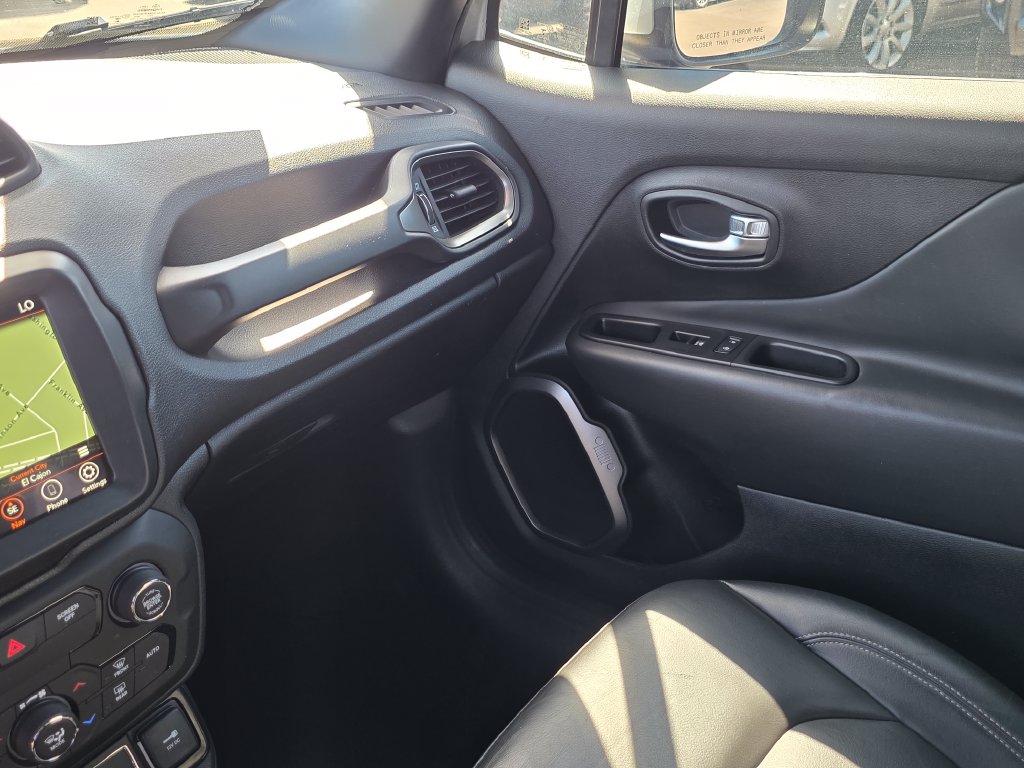 Photo 32 of this Jeep Renegade
