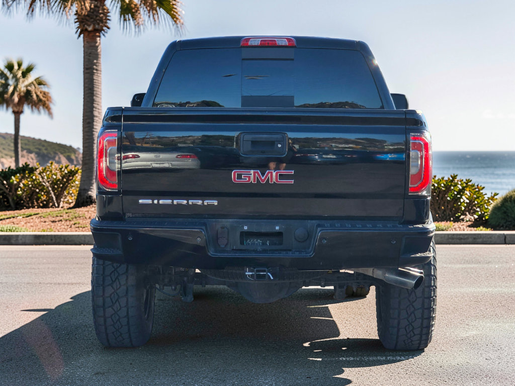 Photo 7 of this GMC Sierra 1500