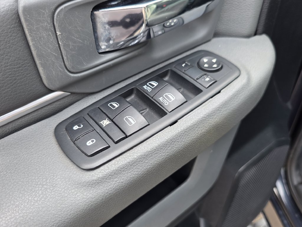 Photo 14 of this Ram 1500