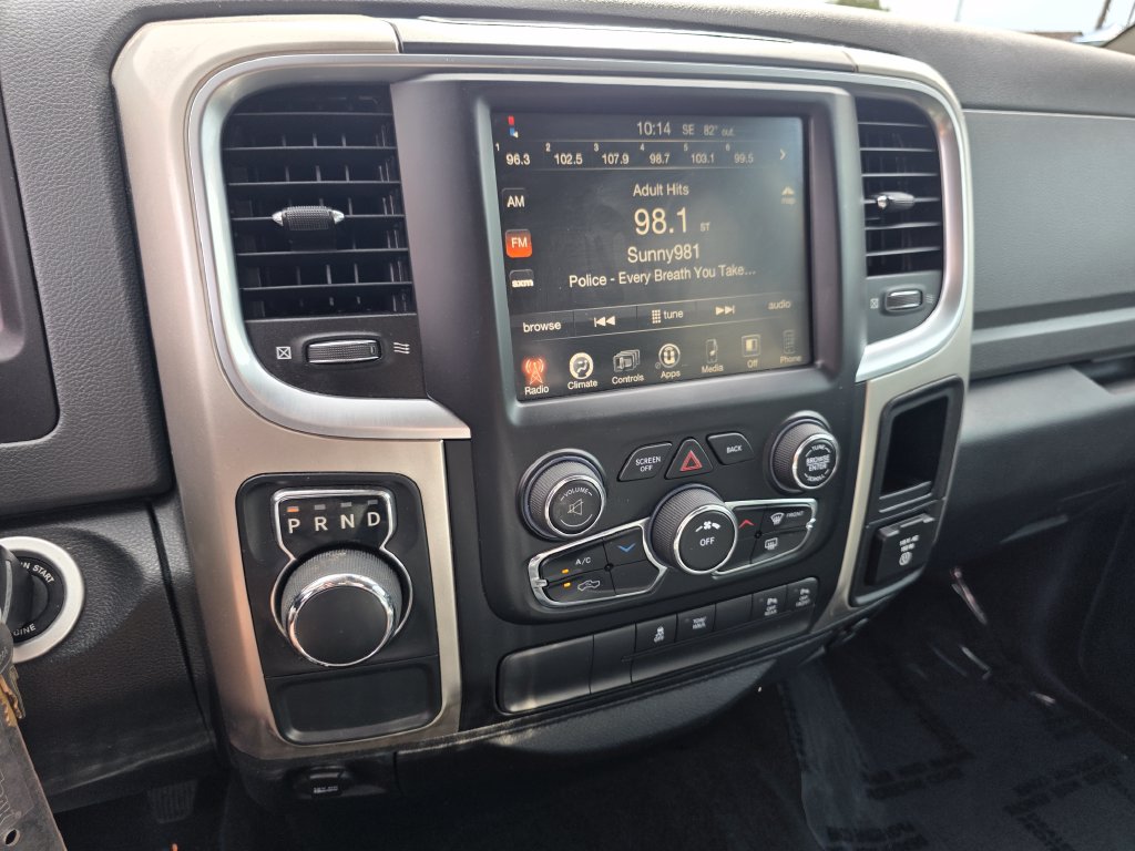 Photo 16 of this Ram 1500