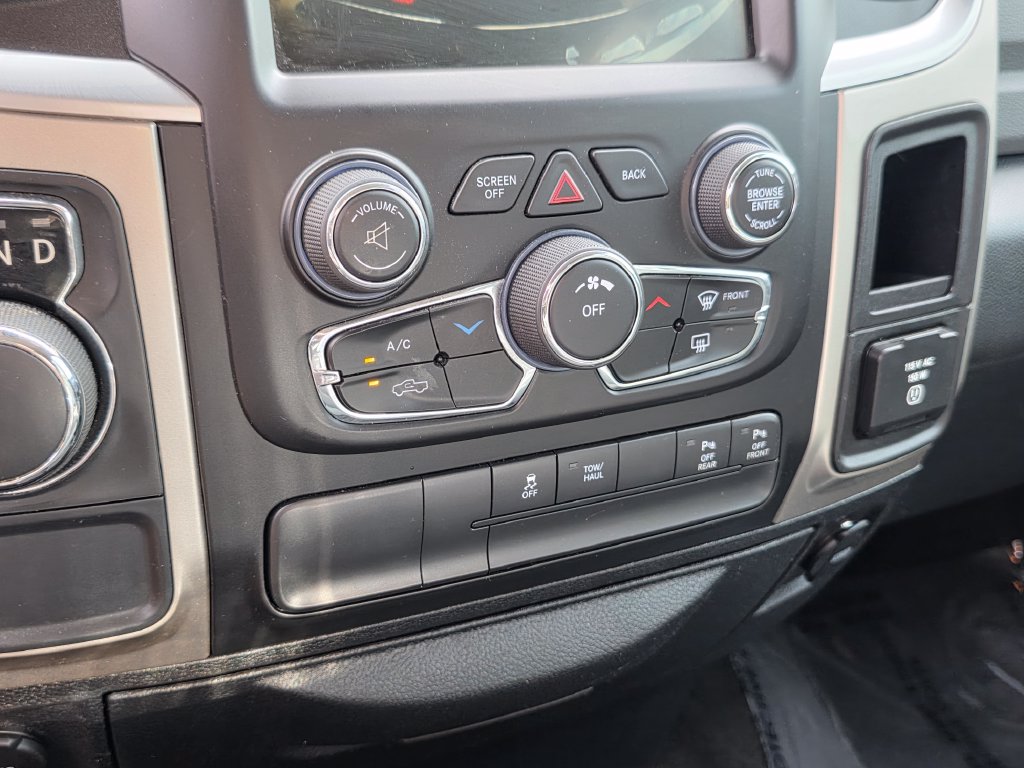 Photo 18 of this Ram 1500