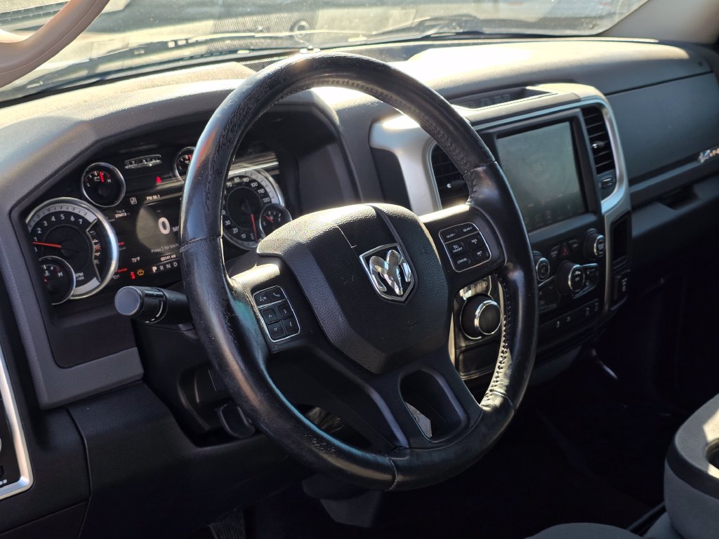 Photo 30 of this Ram 1500